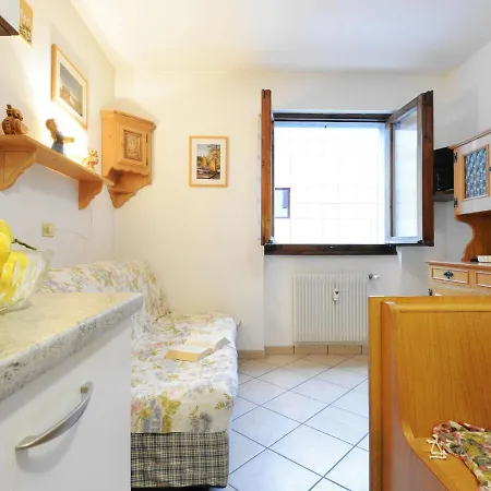 公寓 Al Parco-2 By Interhome