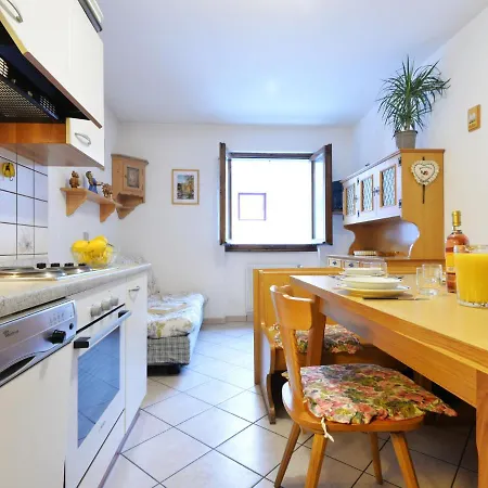 Al Parco-2 By Interhome شقة