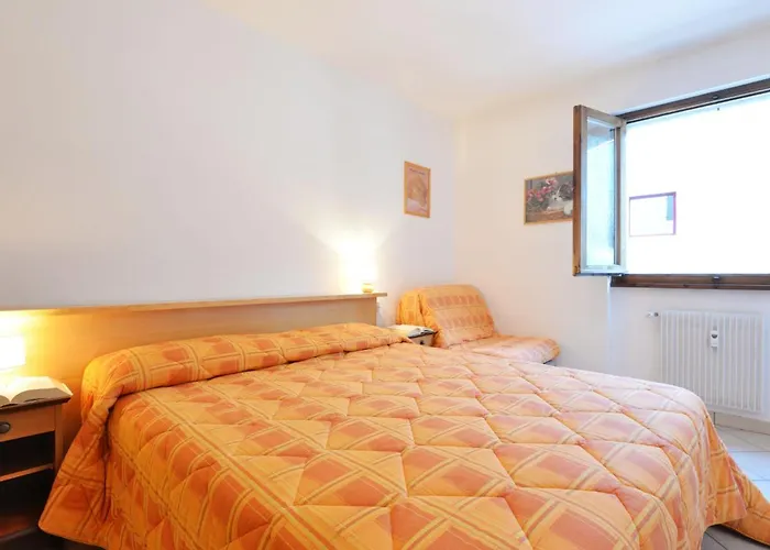 Al Parco-2 By Interhome דירה קאנזיי